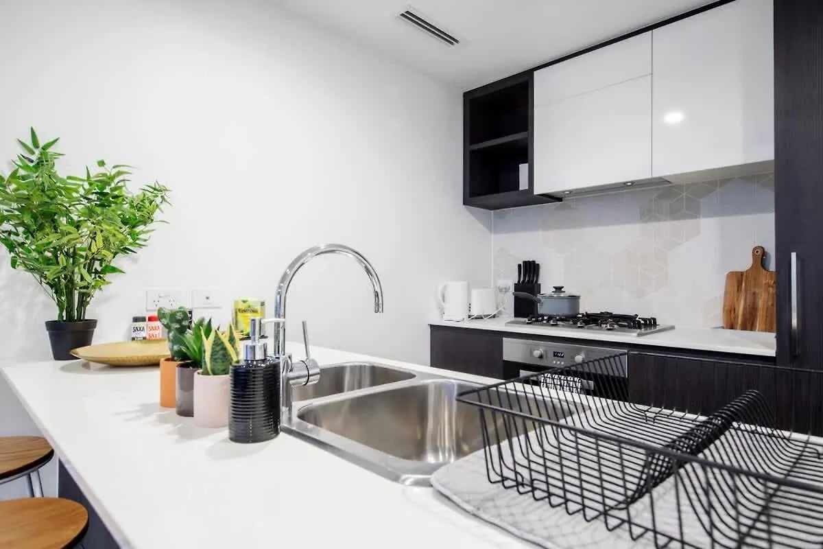 High Lvl Private And Quiet River View 2Bd Apt Brisbane