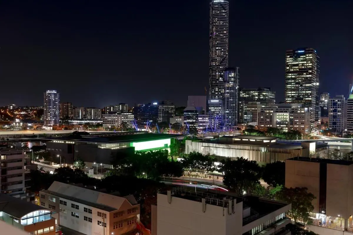 High Lvl Private And Quiet River View 2Bd Apt Brisbane
